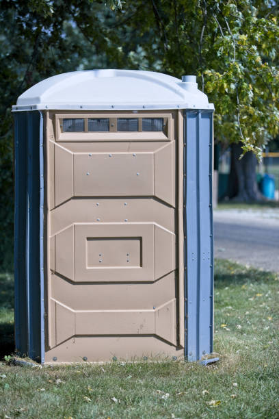 Best Portable toilet rental cost  in Newnan, GA
